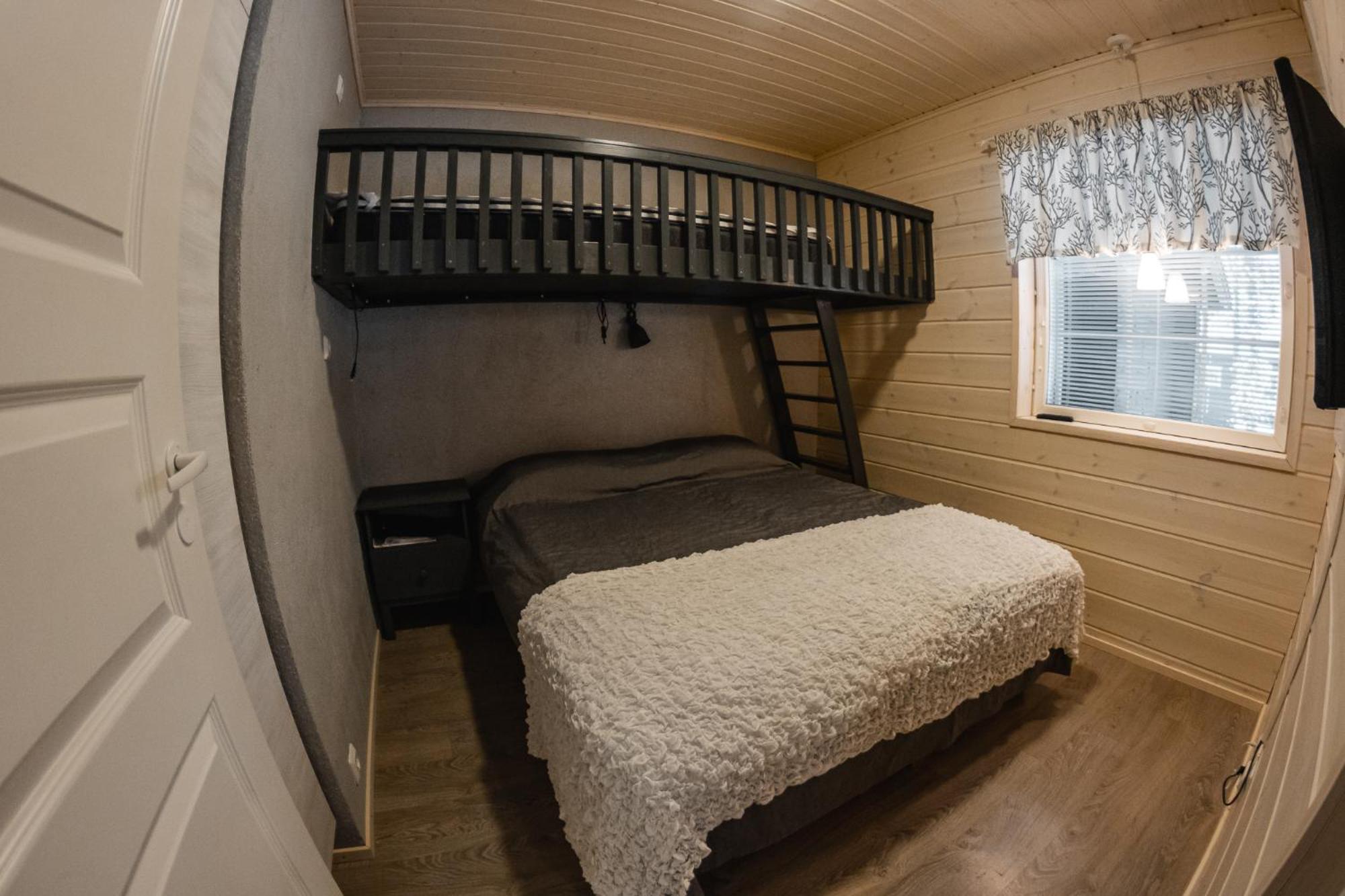 Hotel Yllaesrinne Ylläsjärvi Exteriör bild