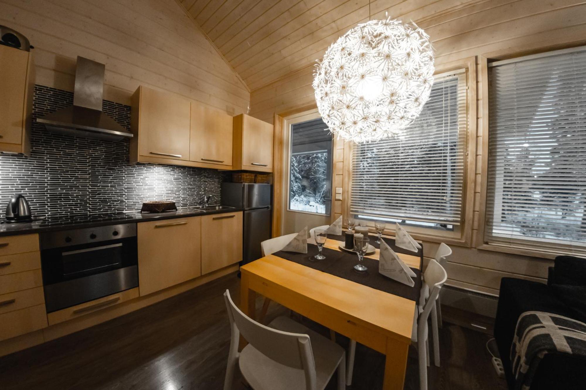 Hotel Yllaesrinne Ylläsjärvi Exteriör bild