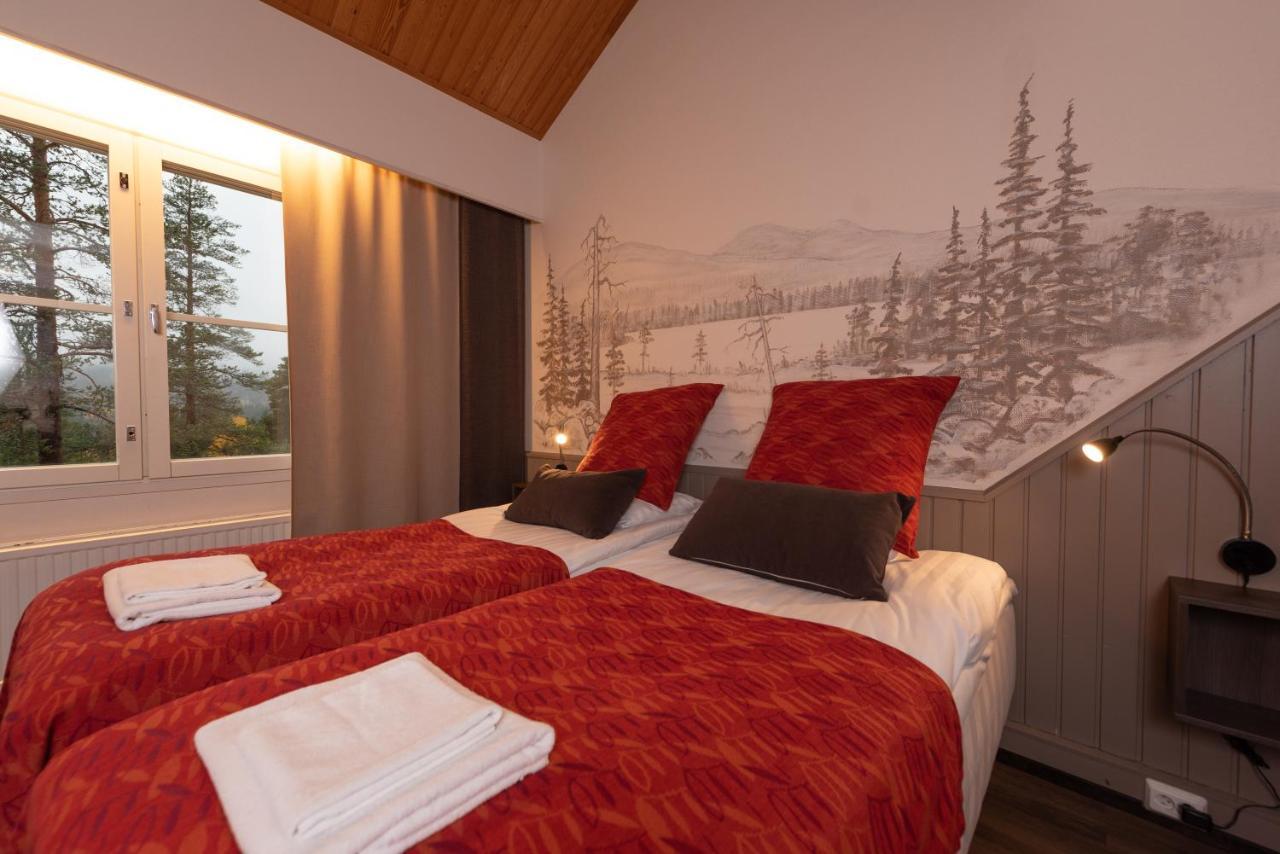 Hotel Yllaesrinne Ylläsjärvi Exteriör bild