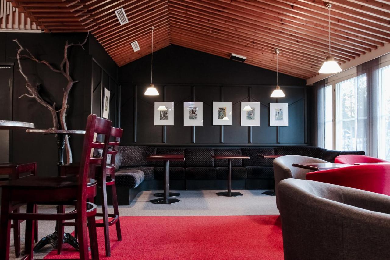 Hotel Yllaesrinne Ylläsjärvi Exteriör bild